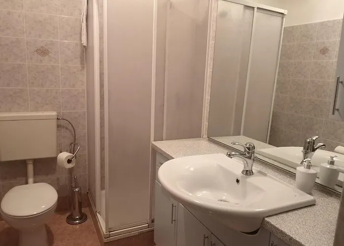 Apartma Vitez * 이졸라